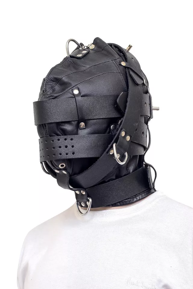 Genuine Leather Bondage Hood — photo 1